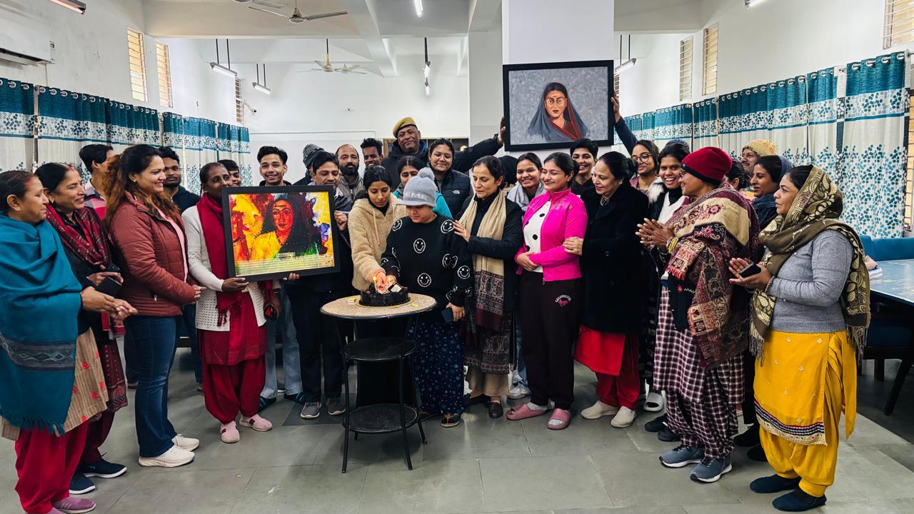 माता सावित्रीबाई फुले की विरासत का जश्न: महिला सशक्तिकरण की अग्रणी